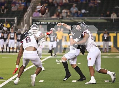 Thumbnail 3 in College Station vs. Ryan (UIL 5A Regional Finals) photogallery.