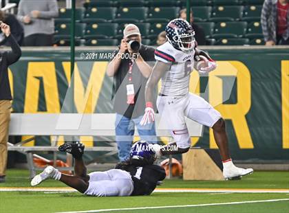 Thumbnail 1 in College Station vs. Ryan (UIL 5A Regional Finals) photogallery.