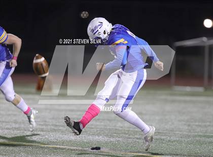 Thumbnail 1 in Poway @ Grossmont photogallery.