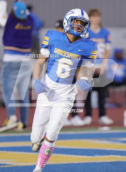Thumbnail 1 in Poway @ Grossmont photogallery.