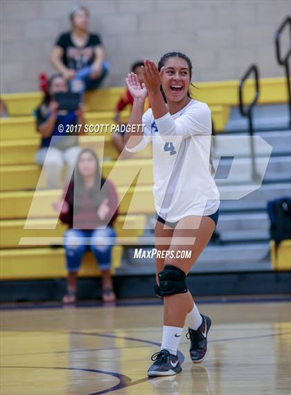 Thumbnail 3 in Aquinas @ Linfield Christian photogallery.