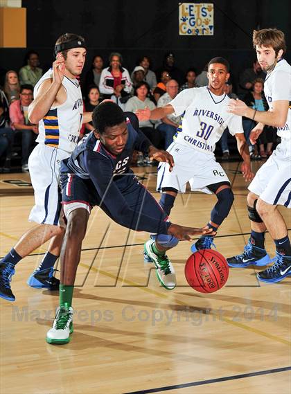 Thumbnail 3 in Riverside Christian vs. Capistrano Valley Christian photogallery.