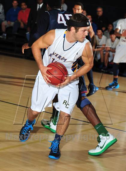 Thumbnail 3 in Riverside Christian vs. Capistrano Valley Christian photogallery.