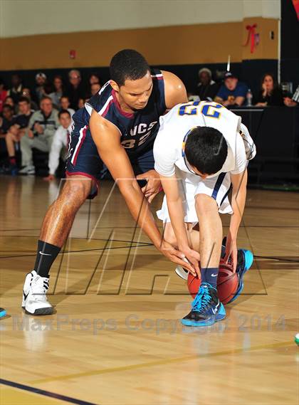 Thumbnail 3 in Riverside Christian vs. Capistrano Valley Christian photogallery.