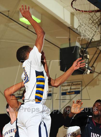 Thumbnail 2 in Riverside Christian vs. Capistrano Valley Christian photogallery.