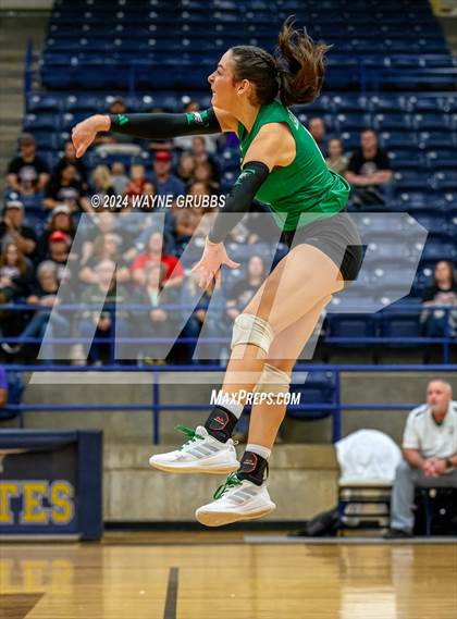Thumbnail 2 in Hughes Springs @ Tatum (UIL 3A Area Playoff) photogallery.