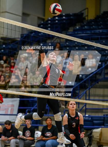 Thumbnail 2 in Hughes Springs @ Tatum (UIL 3A Area Playoff) photogallery.