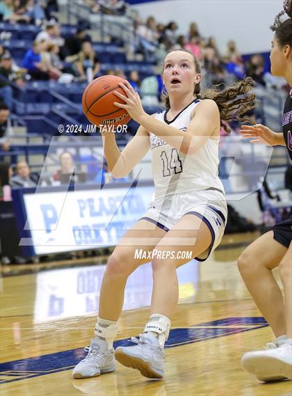 Thumbnail 3 in Peaster vs Village Tech (LHB Classic) photogallery.