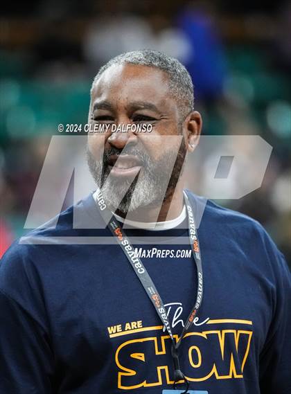 Thumbnail 2 in Northfield vs Roosevelt (CHSAA 5A Championship) photogallery.