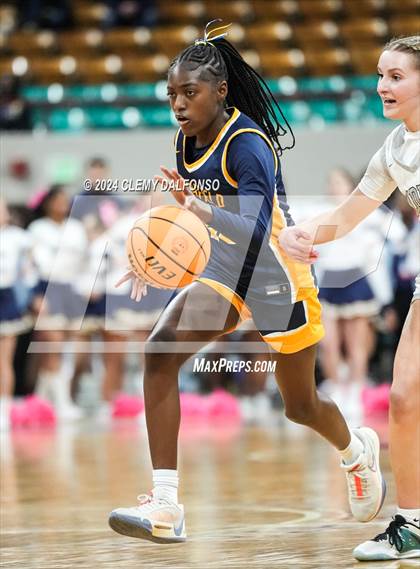 Thumbnail 3 in Northfield vs Roosevelt (CHSAA 5A Championship) photogallery.