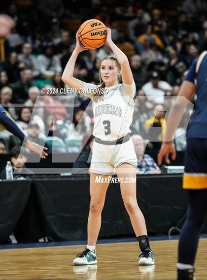 Thumbnail 1 in Northfield vs Roosevelt (CHSAA 5A Championship) photogallery.