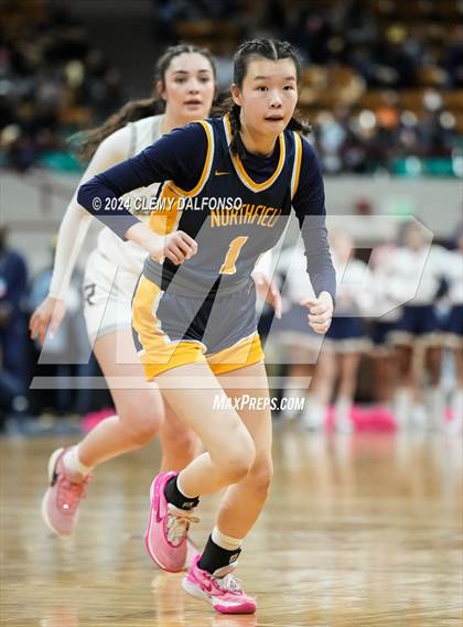 Thumbnail 2 in Northfield vs Roosevelt (CHSAA 5A Championship) photogallery.