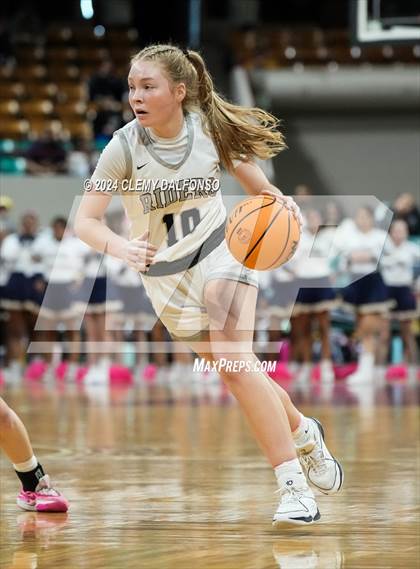 Thumbnail 3 in Northfield vs Roosevelt (CHSAA 5A Championship) photogallery.