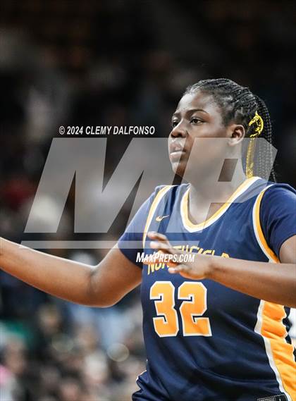 Thumbnail 3 in Northfield vs Roosevelt (CHSAA 5A Championship) photogallery.