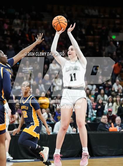 Thumbnail 2 in Northfield vs Roosevelt (CHSAA 5A Championship) photogallery.