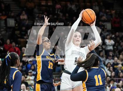 Thumbnail 1 in Northfield vs Roosevelt (CHSAA 5A Championship) photogallery.