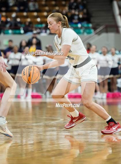 Thumbnail 1 in Northfield vs Roosevelt (CHSAA 5A Championship) photogallery.