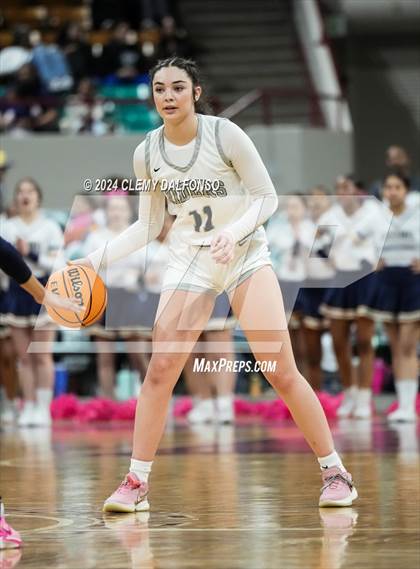 Thumbnail 3 in Northfield vs Roosevelt (CHSAA 5A Championship) photogallery.