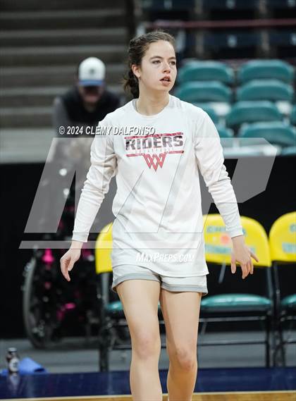 Thumbnail 2 in Northfield vs Roosevelt (CHSAA 5A Championship) photogallery.