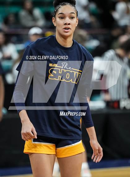 Thumbnail 3 in Northfield vs Roosevelt (CHSAA 5A Championship) photogallery.