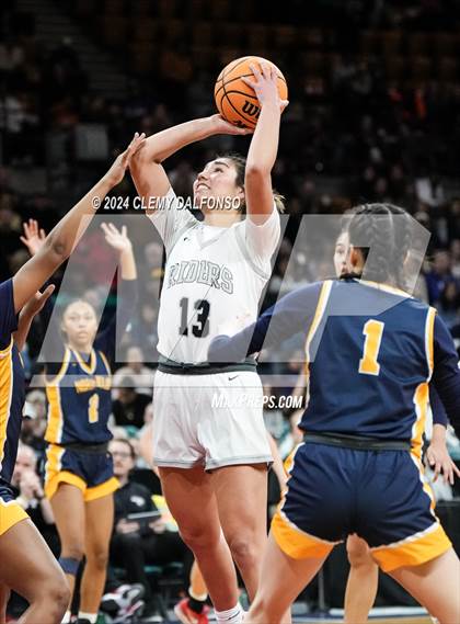 Thumbnail 1 in Northfield vs Roosevelt (CHSAA 5A Championship) photogallery.