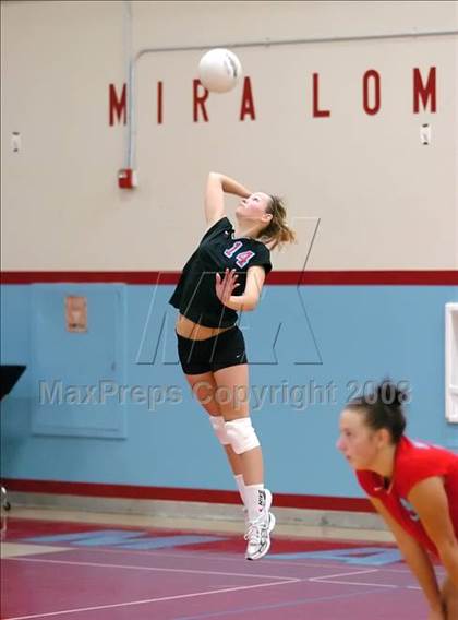 Thumbnail 3 in Bella Vista @ Mira Loma photogallery.