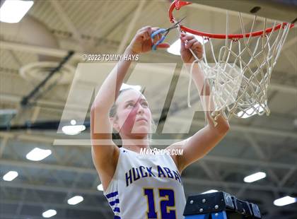 Thumbnail 1 in Richland Springs vs. Huckabay (UIL Basketball 1A Region 3 Final) photogallery.