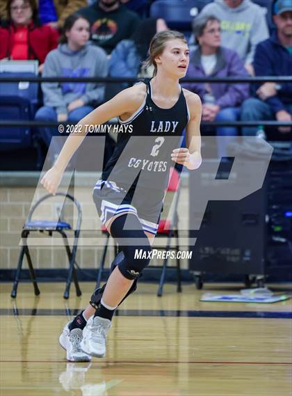 Thumbnail 2 in Richland Springs vs. Huckabay (UIL Basketball 1A Region 3 Final) photogallery.
