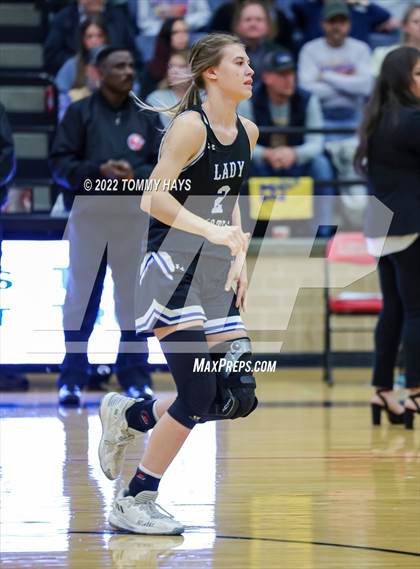 Thumbnail 3 in Richland Springs vs. Huckabay (UIL Basketball 1A Region 3 Final) photogallery.