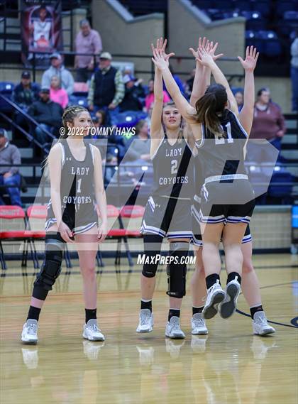 Thumbnail 1 in Richland Springs vs. Huckabay (UIL Basketball 1A Region 3 Final) photogallery.