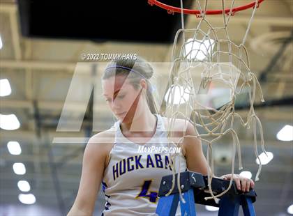 Thumbnail 1 in Richland Springs vs. Huckabay (UIL Basketball 1A Region 3 Final) photogallery.