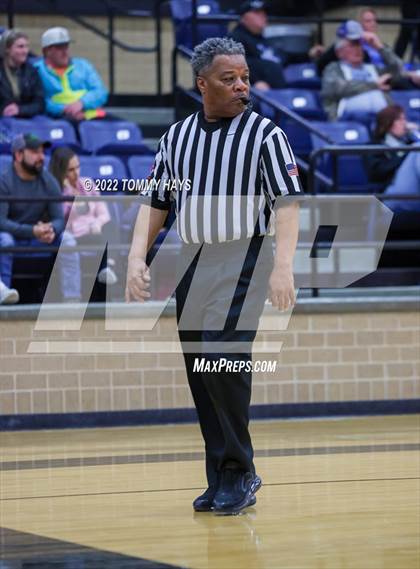 Thumbnail 2 in Richland Springs vs. Huckabay (UIL Basketball 1A Region 3 Final) photogallery.