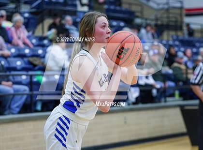 Thumbnail 3 in Richland Springs vs. Huckabay (UIL Basketball 1A Region 3 Final) photogallery.