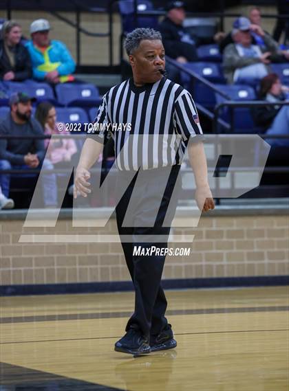 Thumbnail 3 in Richland Springs vs. Huckabay (UIL Basketball 1A Region 3 Final) photogallery.