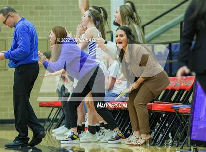 Thumbnail 1 in Richland Springs vs. Huckabay (UIL Basketball 1A Region 3 Final) photogallery.