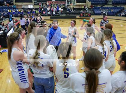 Thumbnail 3 in Richland Springs vs. Huckabay (UIL Basketball 1A Region 3 Final) photogallery.