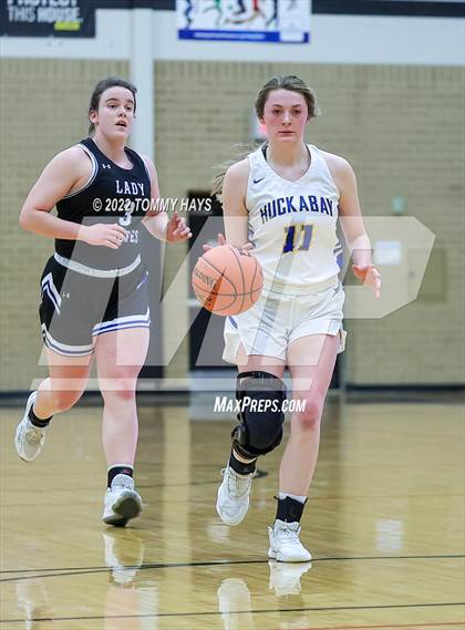 Thumbnail 1 in Richland Springs vs. Huckabay (UIL Basketball 1A Region 3 Final) photogallery.