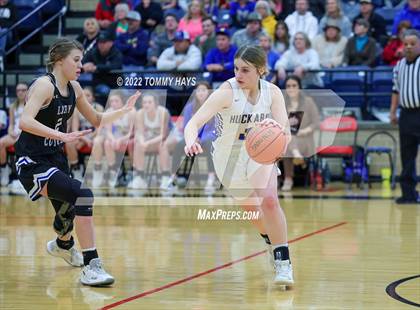 Thumbnail 3 in Richland Springs vs. Huckabay (UIL Basketball 1A Region 3 Final) photogallery.