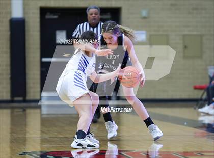 Thumbnail 3 in Richland Springs vs. Huckabay (UIL Basketball 1A Region 3 Final) photogallery.