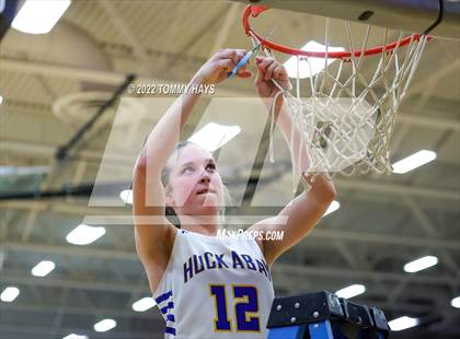 Thumbnail 2 in Richland Springs vs. Huckabay (UIL Basketball 1A Region 3 Final) photogallery.