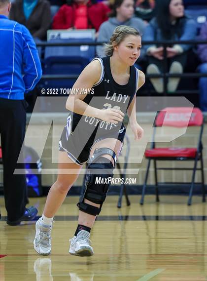 Thumbnail 3 in Richland Springs vs. Huckabay (UIL Basketball 1A Region 3 Final) photogallery.