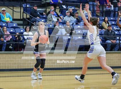 Thumbnail 3 in Richland Springs vs. Huckabay (UIL Basketball 1A Region 3 Final) photogallery.