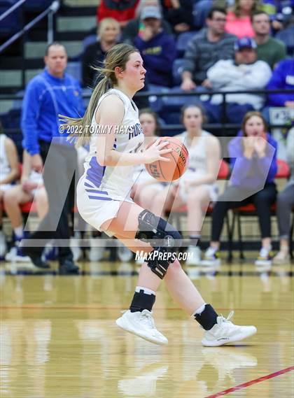 Thumbnail 3 in Richland Springs vs. Huckabay (UIL Basketball 1A Region 3 Final) photogallery.
