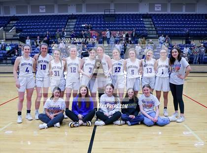 Thumbnail 3 in Richland Springs vs. Huckabay (UIL Basketball 1A Region 3 Final) photogallery.