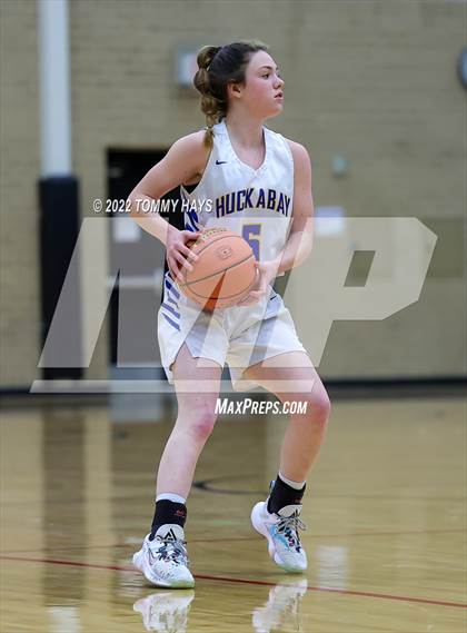 Thumbnail 1 in Richland Springs vs. Huckabay (UIL Basketball 1A Region 3 Final) photogallery.