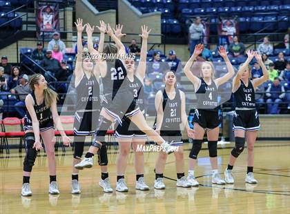 Thumbnail 1 in Richland Springs vs. Huckabay (UIL Basketball 1A Region 3 Final) photogallery.