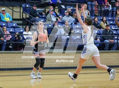 Thumbnail 1 in Richland Springs vs. Huckabay (UIL Basketball 1A Region 3 Final) photogallery.
