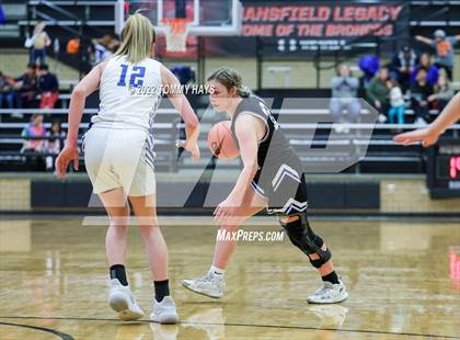 Thumbnail 2 in Richland Springs vs. Huckabay (UIL Basketball 1A Region 3 Final) photogallery.