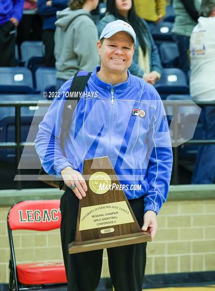 Thumbnail 2 in Richland Springs vs. Huckabay (UIL Basketball 1A Region 3 Final) photogallery.
