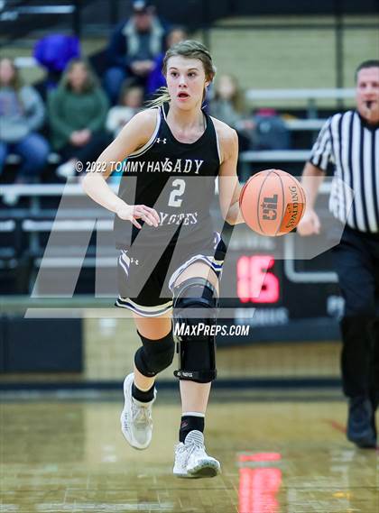 Thumbnail 1 in Richland Springs vs. Huckabay (UIL Basketball 1A Region 3 Final) photogallery.